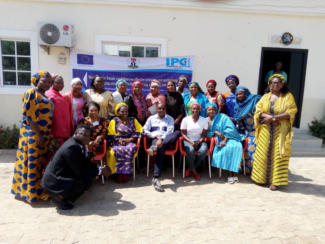 Early Days: With Female Aspirants (2018) — photo 1